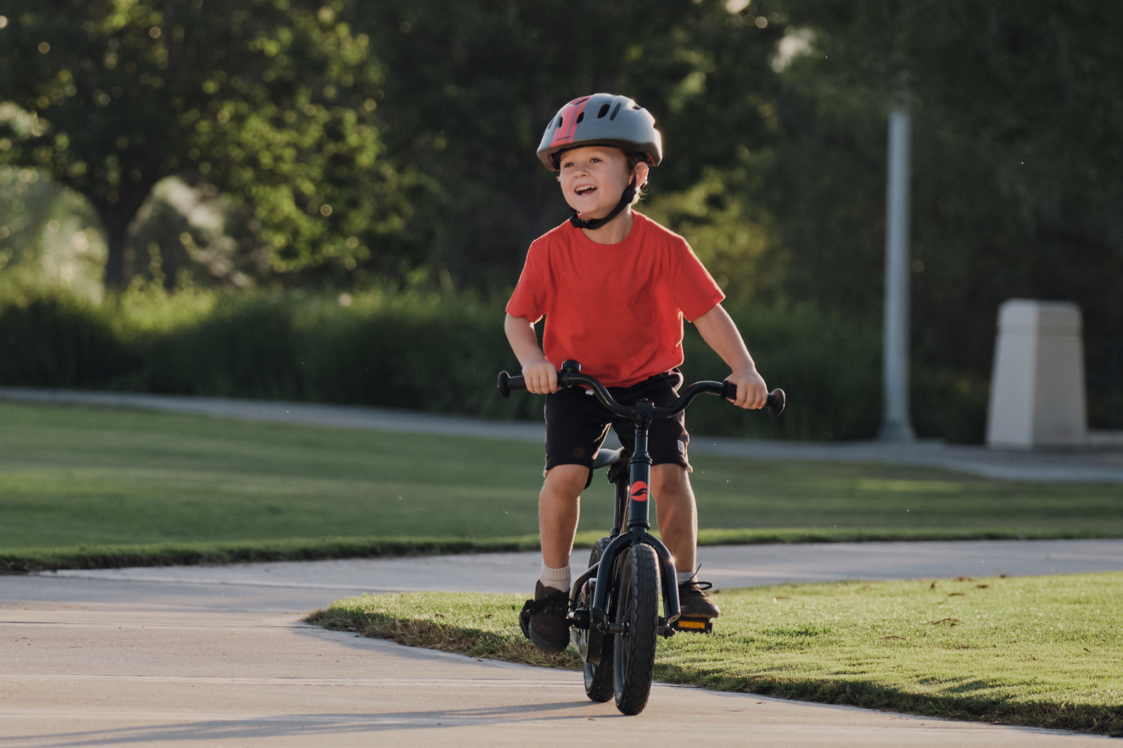Buy Giant E-Bikes in Melbourne at Casey Cycles, shop online or visit our local bike store today in the south east suburb of Cranbourne.
