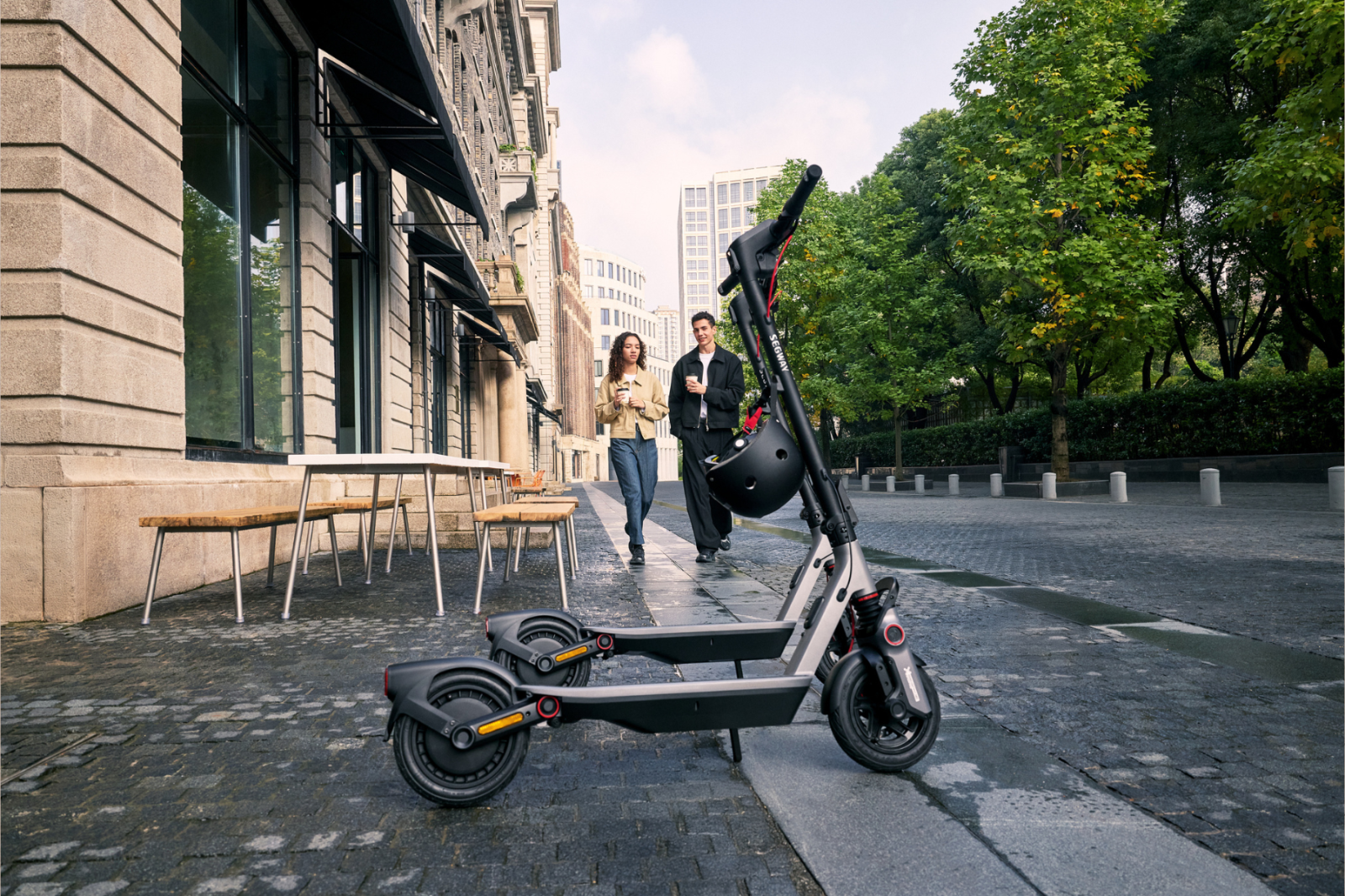 Buy Electric Kick Scooters in Melbourne at Casey Cycles, shop online or visit our local bike store today in the south east suburb of Cranbourne.