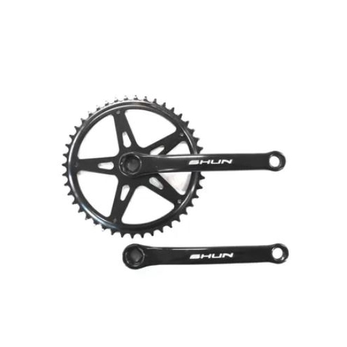 Single speed crank set, 3/32 x44T x 170mm L & R.Steel BLACK