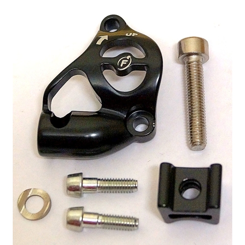 FORMULA R1/T1/OVAL LEFT M/CYLINDER XO CLAMP KIT