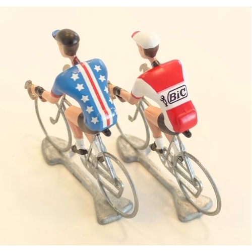 A FLANDRIENS Models, 2 x Hand painted Metal Cyclists, Bic  jerseys